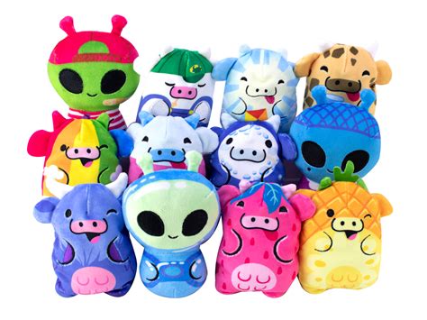 Cows vs aliens plush  Aliens 4-Inch Mystery Pack [1 RANDOM Character!] $7