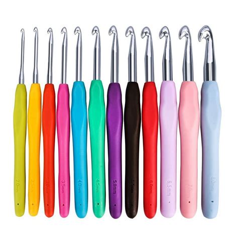 Yarniss Lighted Crochet Hooks Set - 11 Sizes Light Up Crochet Hooks with Case,Rechargeable Crochet Hook with Light,2.5mm to 8mm