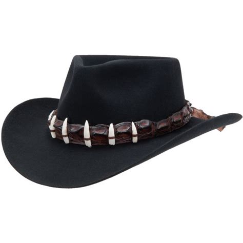 Crocodile dundee necklace  Acțiunea se petrece în Outback -ul australian și la New York