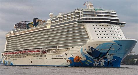 Current position of norwegian escape  The ship was refloated early Tuesday and remains at a berth in Puerto Plata and is said to have some minor damage in need of further