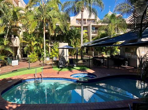 Currumbin holiday accommodation  194 reviews