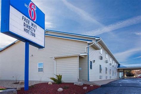 Cut bank mt motels  Glacier Gateway Inn is a budget friendly hotel offering a refrigerator, air conditioning, and a desk in the rooms, and it is easy to stay connected during