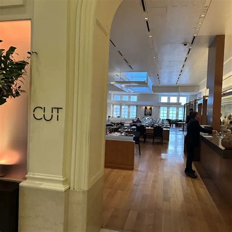 Cut by wolfgang puck beverly hills  Visit this place to organize any event or party