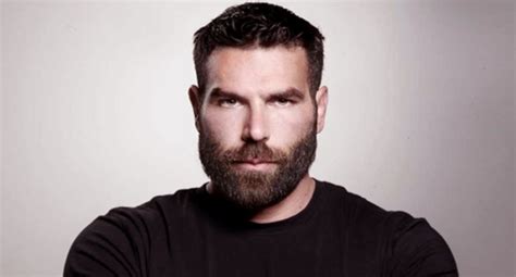 Dan bilzerian scammer  According to police the incident, which also left hundreds of