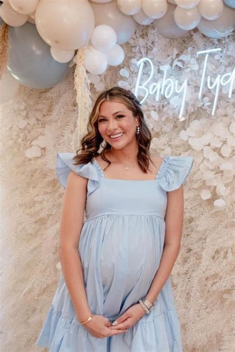 Danae young and pregnant instagram  Back in October, The Ashley told you that ‘Young and Pregnant’ had been renewed for 12 more episodes, but that only some of the girls featured on last season will be moving forward