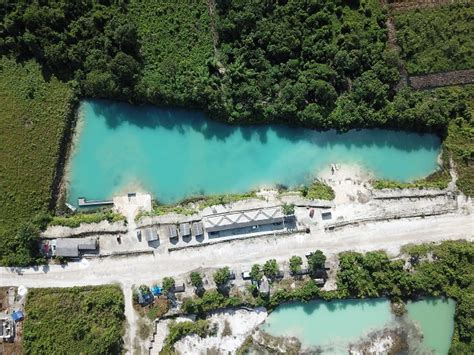 Danau biru tewang manyangen kabupaten katingan foto co