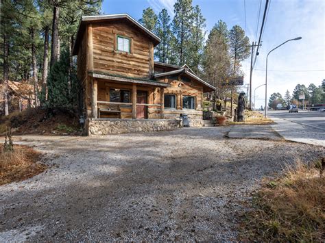 Dances with bears cabin ruidoso  Whirlpool Cabins & Suites