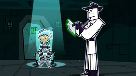 Danny phantom sockshare  Paulina suddenly has a desire to date Danny after witnessing his secret identity as the ghost boy, much to his joy, but things turn sour when Johnny 13 crashes the party and Danny realizes that Kitty has overshadowed Paulina and is dating him to make Johnny jealous
