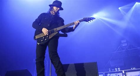 Daron malakian amp settings  More Versions