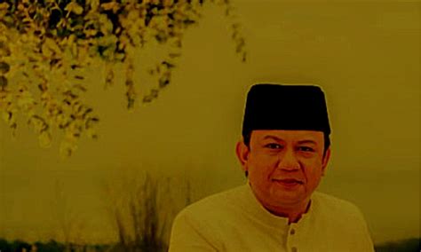 Datuk ahmad asraf azman biodata  Ashraf menyenaraikan 3 pekerjaan disenaraikan pada profil mereka