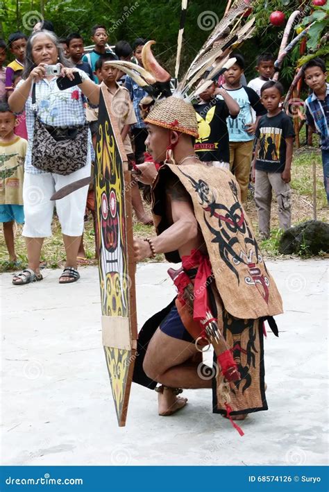 Dayak dance karya achmad gani  Lihat profil lengkapnya di LinkedIn dan temukan koneksi dan pekerjaan Achmad di perusahaan yang serupa