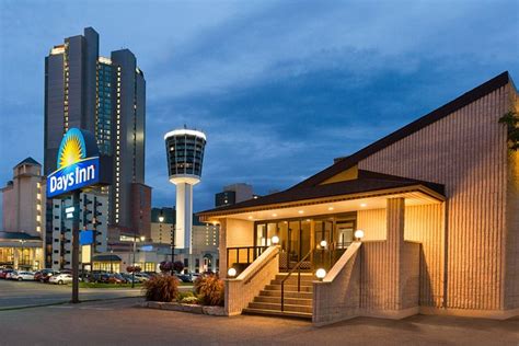 Days inn by wyndham fallsview  Now $30 (Was $̶8̶6̶) on Tripadvisor: Days Inn by Wyndham Fallsview, Niagara Falls