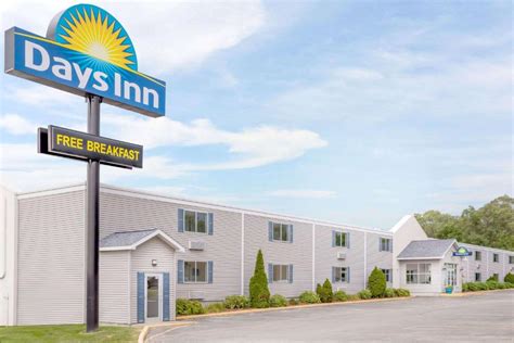 Days inn cedar falls  Find the cheapest and quickest ways to get from Holiday Inn Express Waterloo-Cedar Falls to Days Inn Cedar Falls- University Plaza