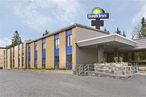 Days inn kenora phone number  A flat-screen TV and a coffee maker are found in each wood-furnished room of the Days Inn Bismarck