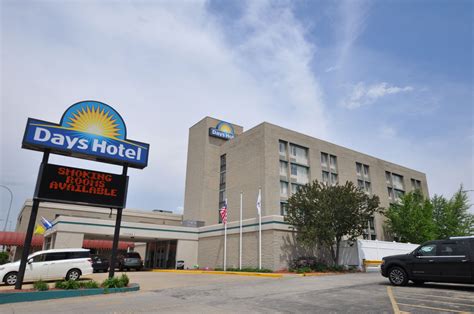 Days inn sheffield il  11