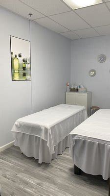 Dd bodyworks reviews  We specialize in custom created treatments using advanced deep tissue massage techniques