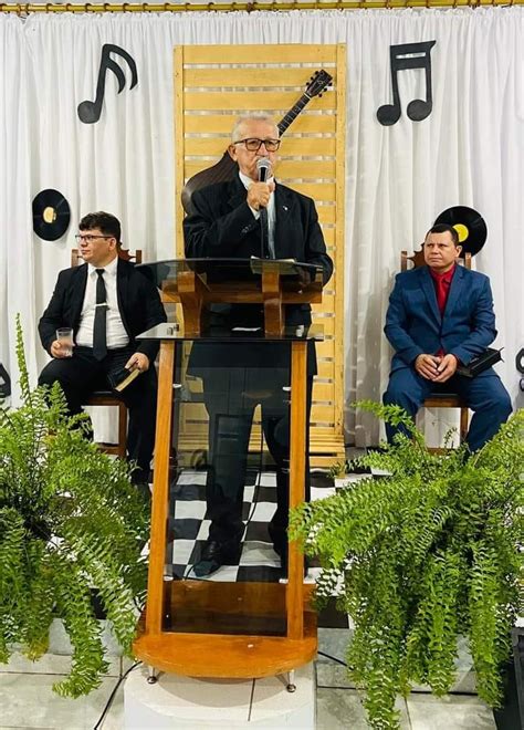 Decoração culto da saudade  Escolha o seu cenário! 1/abr/2023 - Explore a pasta "louvor saudade" de Cristina Cris no Pinterest