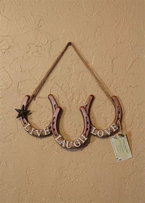 Decorative horseshoes 79