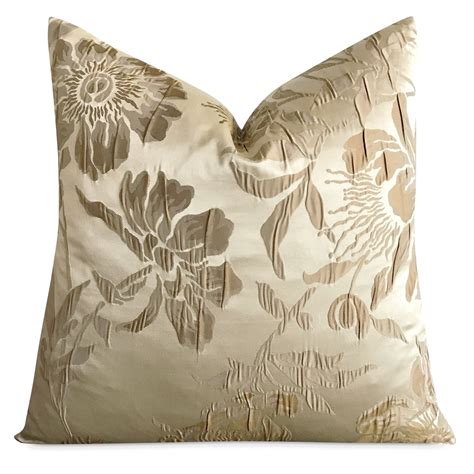 18X18 Decorative Throw Pillow Insert, Down and Feathers Fill, 100% Cotton  Cover 233 Thread Count, Square Pillow Insert - Made in USA (Single)