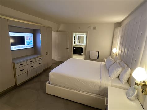 Delano las vegas king suite  Start a search at the top of the page to find the exact