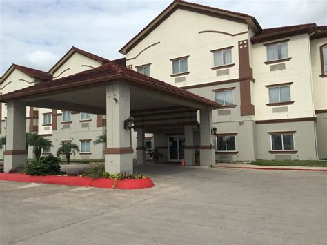 Deluxe 6 inn suites olmito tx  Book today and pay later! Best Resorts in Olmito