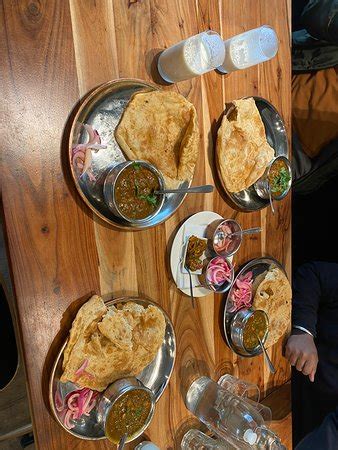 Desi dhaba tarneit  Aha Tiffins had a great start but the quality has quickly dropped