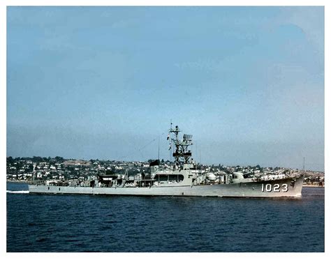 Destroyer escort cruise  Dealey (1906–1944), who was awarded the Medal of Honor as commanding officer of the famous World War II submarine USS Harder (SS-257) 