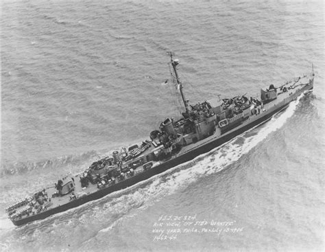 Destroyer escort ww2 varian  Sprague’s flagship Fanshaw Bay (CVE 70), five other escort carriers, three destroyers and four destroyer-escorts