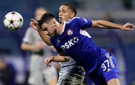 Dinamo salzburg prijenos  Dinamo Zagreb 1 - 0 Chelsea Players