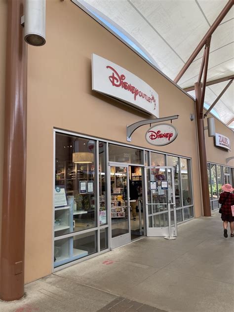 Disney outlet tulalip bay 00 per year