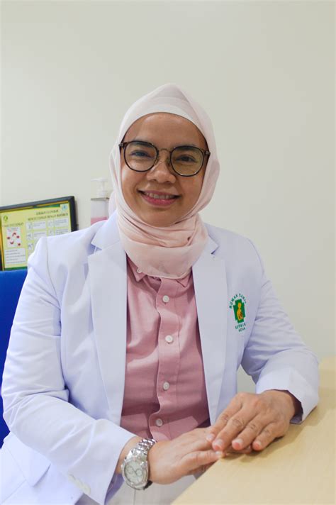 Dr adek novita dayeng  Jeri Yuliansyah, Sp