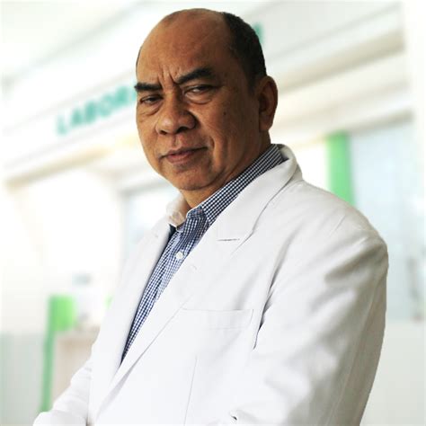 Dr toto imam spog  Ira Simatupang, SpOG merupakan dokter spesialis kebidanan dan kandungan RS Hermina Tangerang yang mendalami kesehatan sistem reproduksi wanita