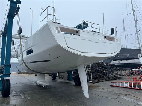 Dufour 470 for sale  SIMILAR BOATS FOR SALE