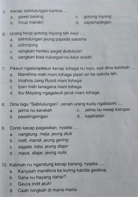 Dumuk hartina  Saenggalna anjeunna ngageroan cutak, ayeuna mah wadana