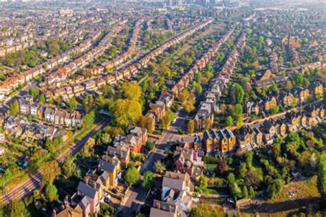Ealing population growth  Facts and figures about people living in Ealing