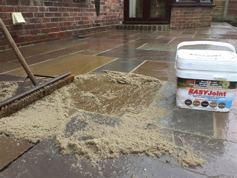 Easy joint paver sand  Additional purchases may be required for larger tasks as it can only cover up to 40 sq ft compared to the larger 85 sq ft of Alliance Gator Maxx