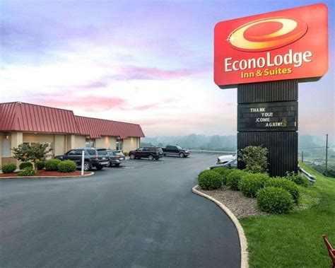 Econo lodge triadelphia Book Econo Lodge hotels now in Bridgeport, OH