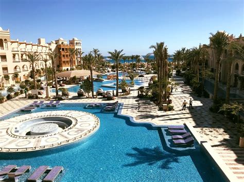 Egyiptom akciós utak Hilton Hurghada Resort) 5*-os szállodában garantáltan a kényelemé és a pihenésé a főszerep