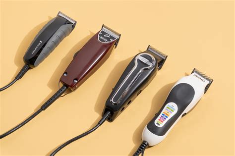 Best Nose Hair Trimmer 2023: 17 Top-Notch Grooming Tools from Braun,  Philips, and Wahl
