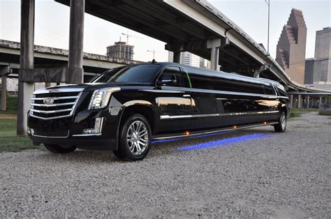 Elora limo service  Airport Taxi Service Toronto has always loyal and dedicated attitude towards customer’s need
