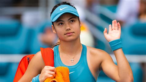 Emma raducanu wikifeet  Open title on Saturday, defeating Leylah Fernandez of Canada 6-4, 6-3, to conclude just the fifth