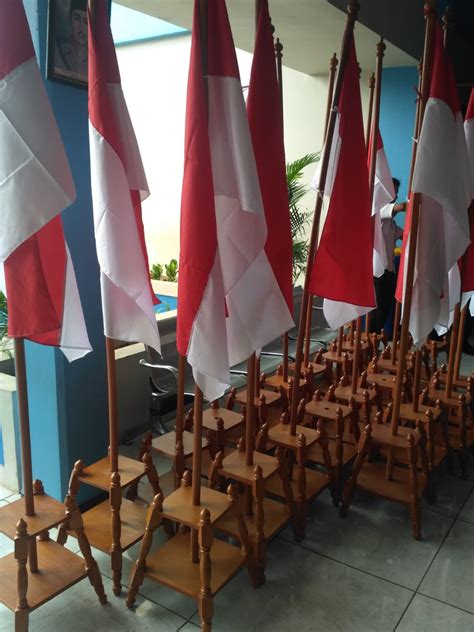 Erek tiang bendera  bendera meja indonesia dan asean