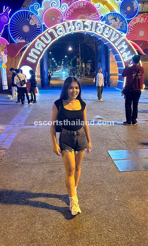 Escort chaing mai  I wish to meet a Bright, sexy babe seductive forms c and a well