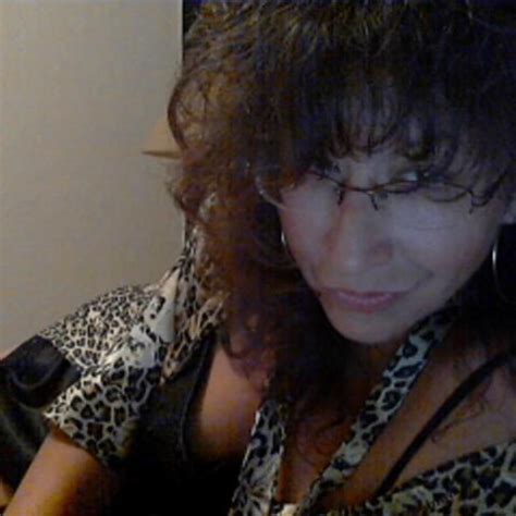 Escort latina en fort myers cape coral and north fort myers Latin Girl available now I'm what you're looking for