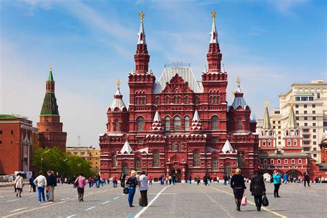 Escorted tours russia  View our Extensions and City Stays Whether you prefer travelling alone or like the option of mingling at times, our Solo traveler options bring your perfect holiday within reach