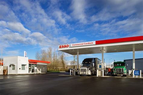 Esso cardlock whitecourt Use our Esso Commercial Cardlock site locator to help plan your trip