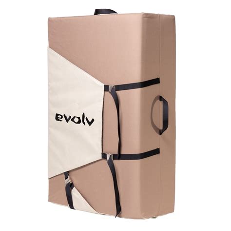 Evolv launch pad review Evolv Launch Pad is a medium sized crash pad that has been crafted to be dependable and comfortable