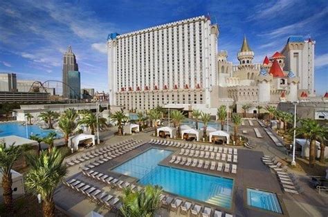 Excalibur hotel las vegas review  Owned by MGM Resorts International MGM Resorts International