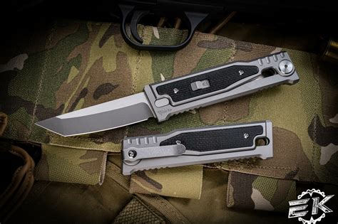 Exo-m gravity knife  This is a first impressions of the new locking version of the Reate exoskeleton M, the new locking version of the Reate EXO-M also now has a clip and is mor