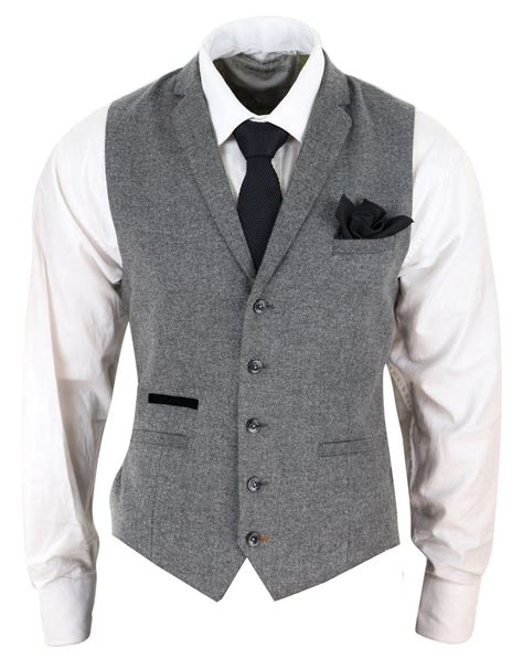 Extra large mens waistcoats 5 inches / 71cm down the centre back from neck to hem